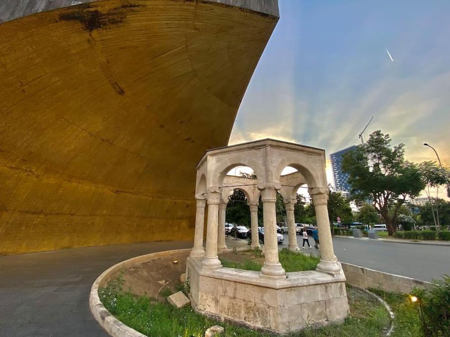 City Centre Big Art'Partment Heart Of The Capital Tirana Exterior photo